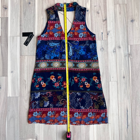 * A.Byer Trapeze Choker Neckline Dress w/ Necklace size Medium - Picture 6 of 11